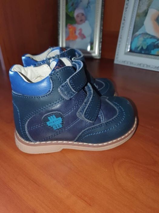 Продам сапоги на мальчика