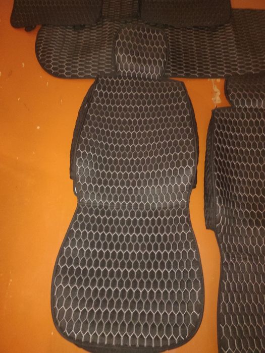 Продам Авто чехлы