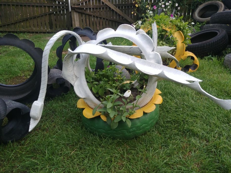 Ghivece de gradina pt flori