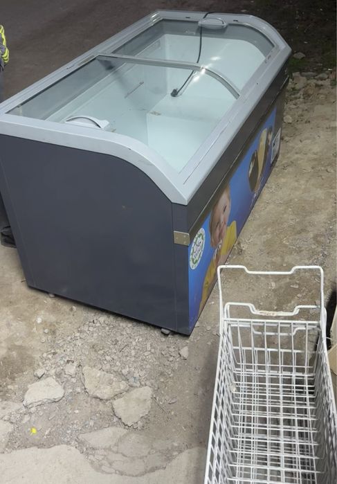 Витринный морозильник сатылады