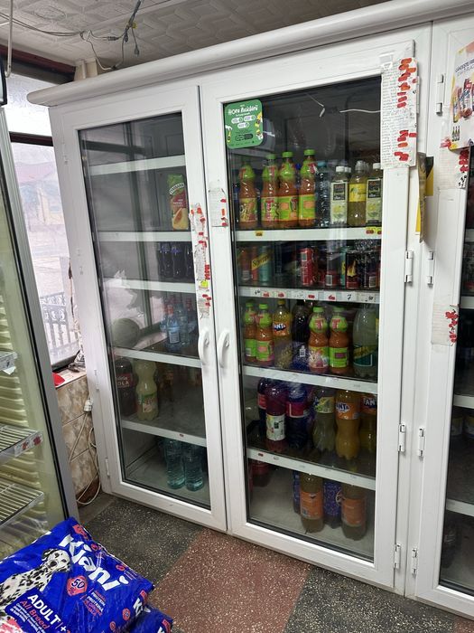 Vitrina frigorifica mezeluri