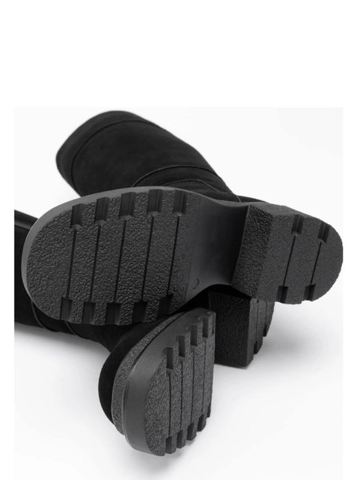 Продам зимние сапожки