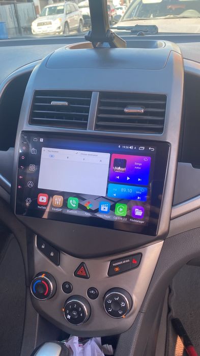 Navigatie android Chevrolet Aveo Waze YouTube GPS USB Carplay
