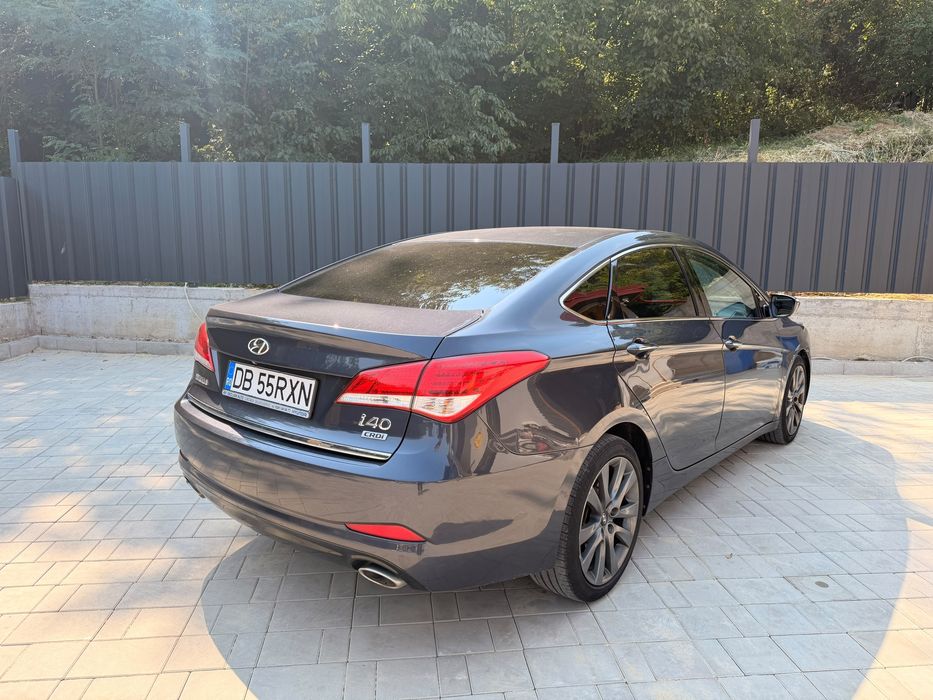 Hyundai i40 sedan