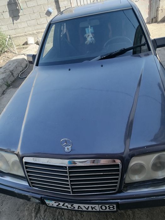 Мерседес 300  под ешку