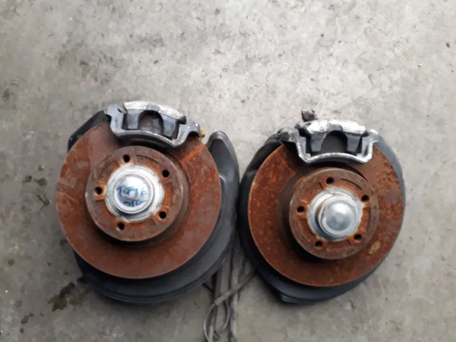 fuzeta stanga dreapta spate renault trafic 3 1.6 dci 2014 2015 2016 2017 2018 2019