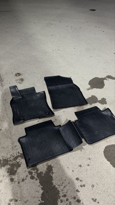 Полики бу камри 70/75 оригинал