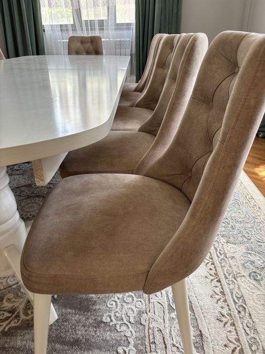 Стулья гостевые новые