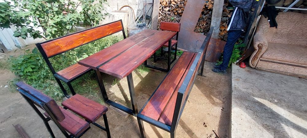 Продам садовую мебель из профтрубы и массива