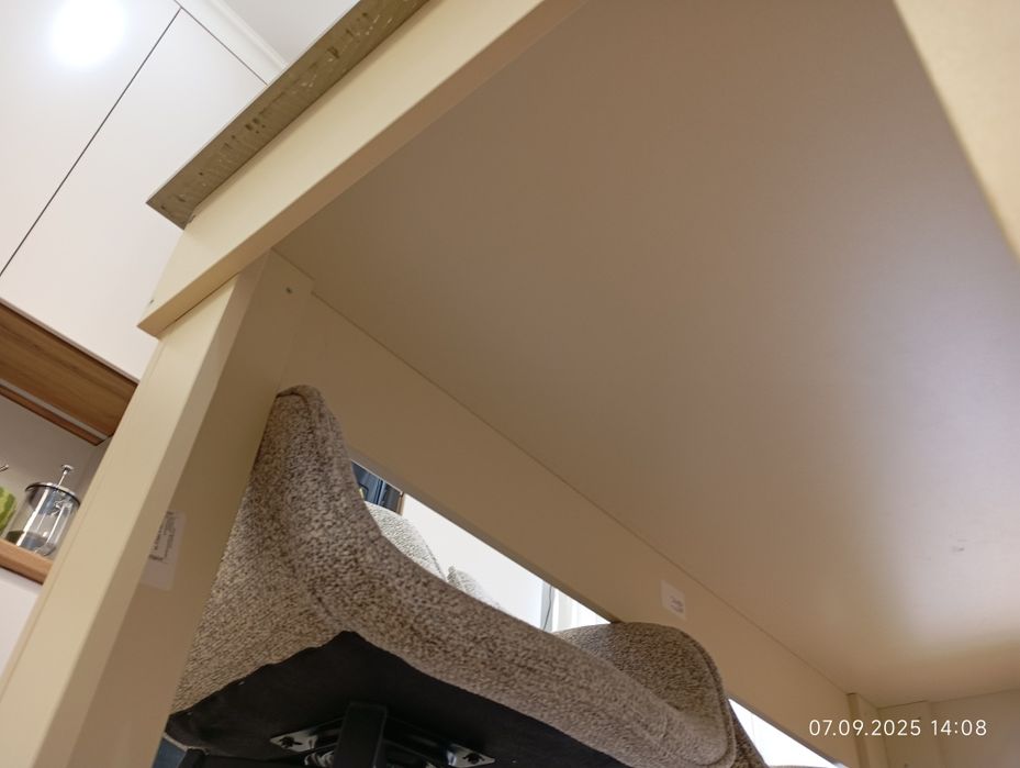 Продам стол 120*60