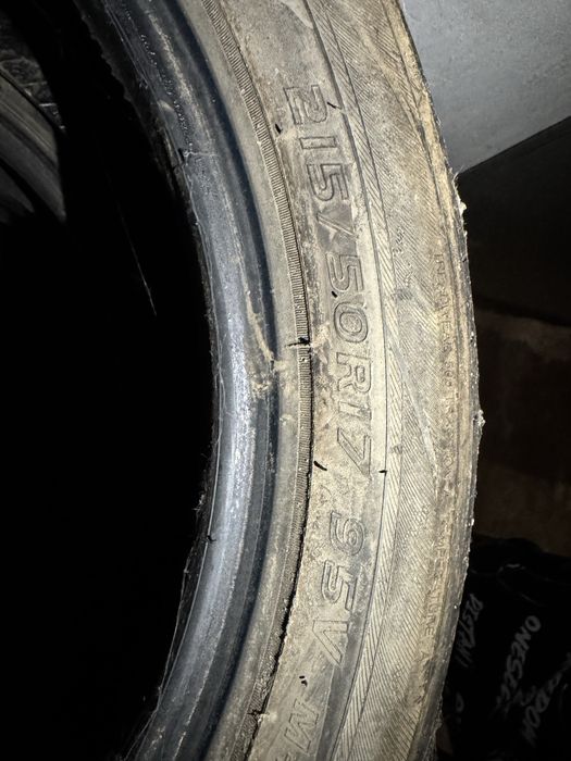 Продам летнюю резину 215/55/17