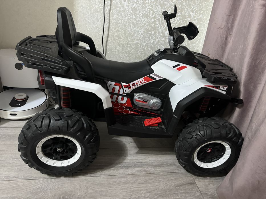Продам квадроцикл электрический