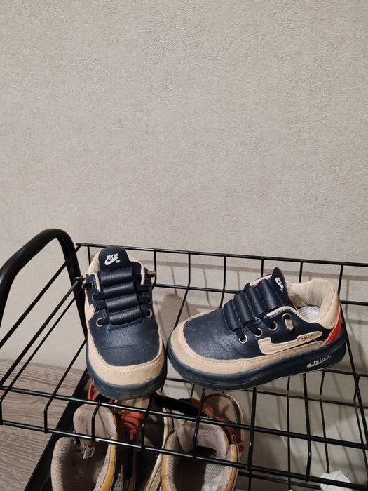 Продам детские кеды