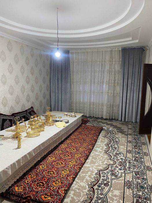 Зангиота тумани Солнечный да уй срочно сотилади. М39 трасса 150 метр.