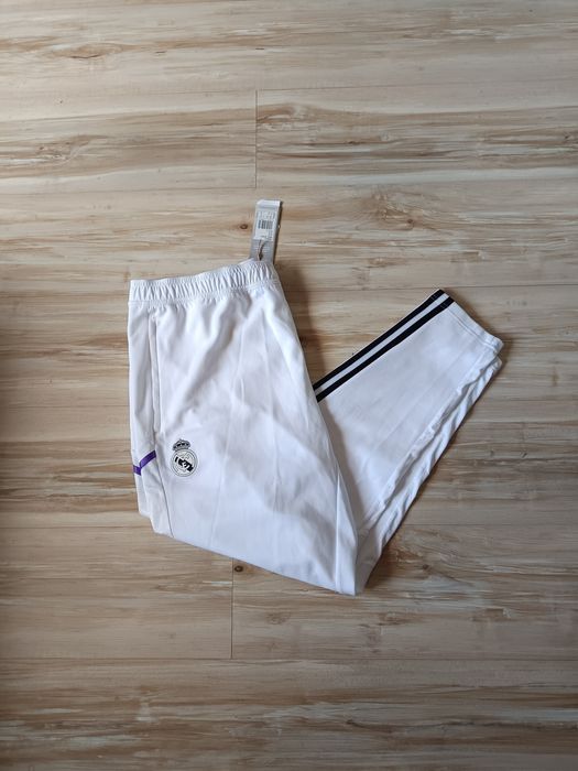 Оригинално мъжко долнище Adidas AeroReady x F.C. Real Madrid