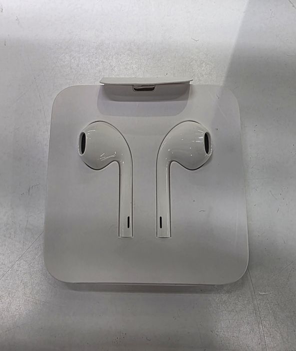 Apple EarPods lightning/ Наушники