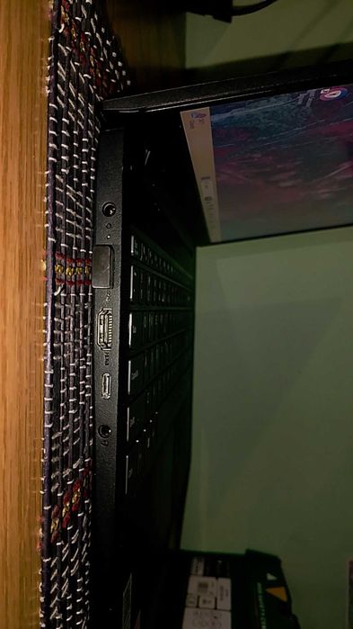 Leptop Lenovo 8gb Windows 11 pro