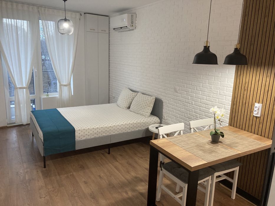 Луксозно студио за нощувки. Паркинг