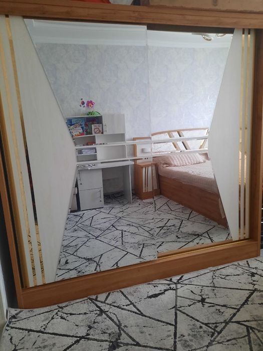 Yotoqxona mebeli sotiladi