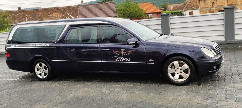 Dric funerar Mercedes-Benz