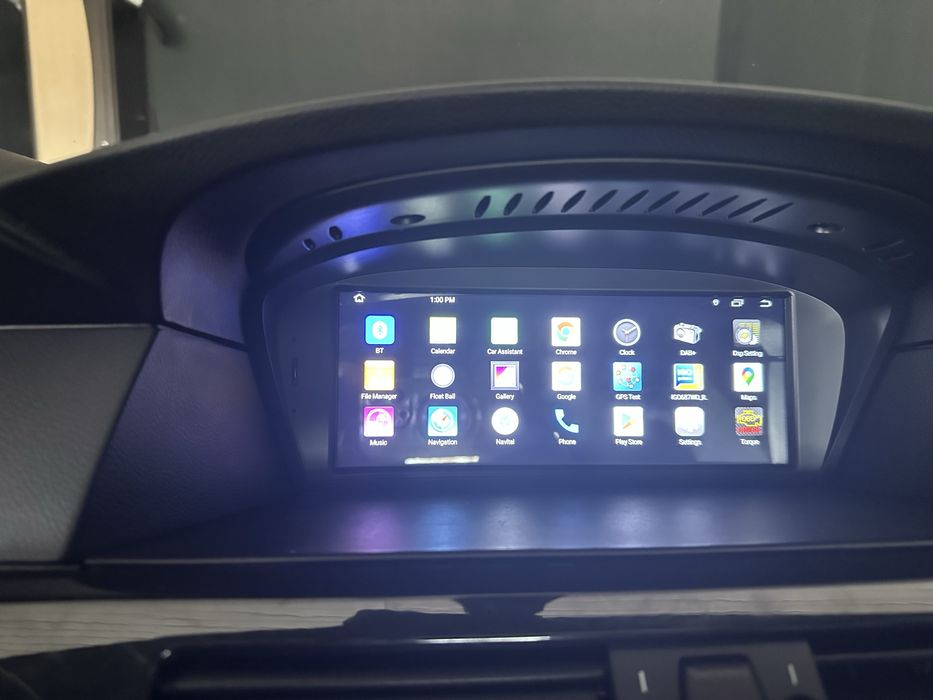 Navigatie android 8 GB BMW e60 e61 e90 Carplay Waze YouTube