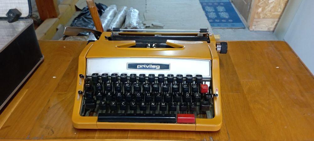 Mașina scris de colectie