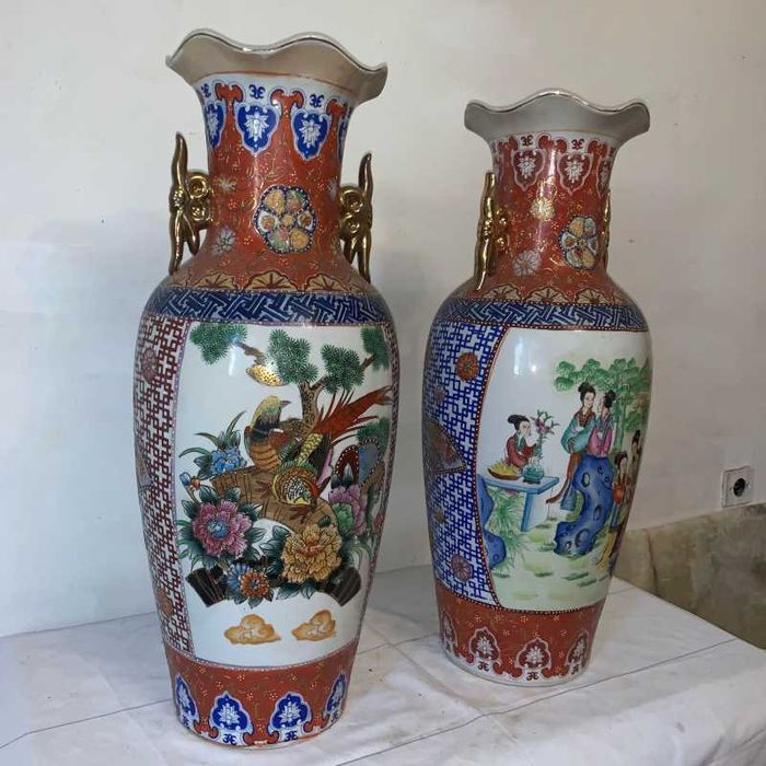 Vaza cu tenta asiatica