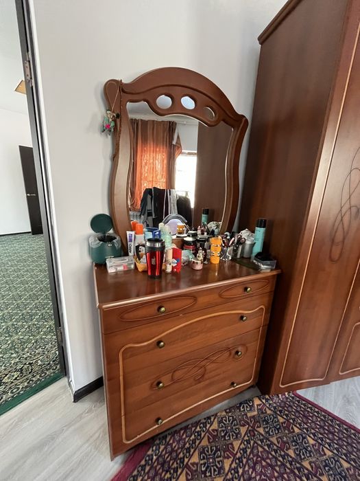 Спальный гарнитур