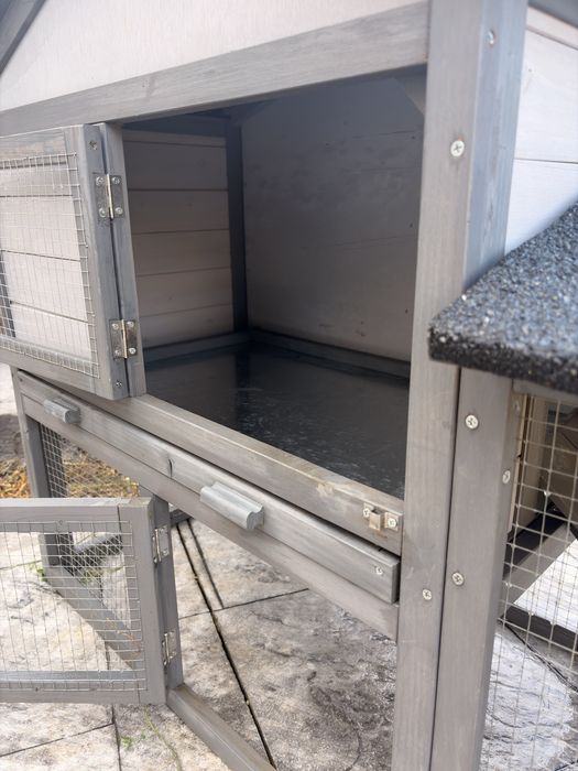 Țarc metalic pentru iepuri și animale mici