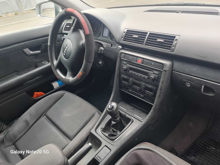 Vand audi a4 2002 1,9 tdi 131 cp impecabil totul funcional, nu necesita nici o investitie 221000 km reali