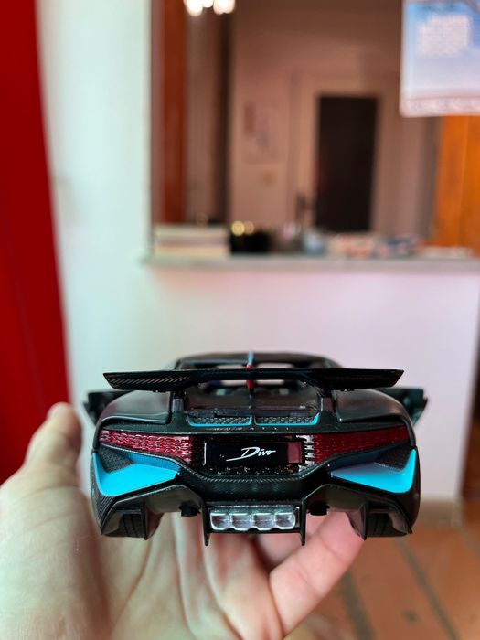 Bugatti Divo 1/24