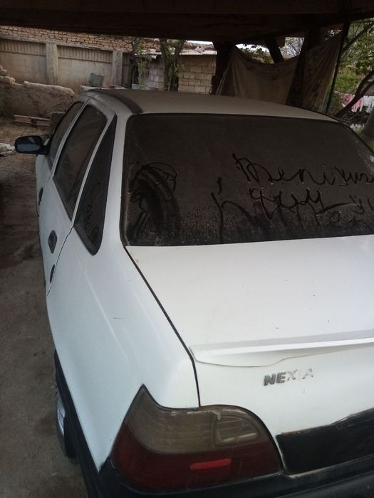 Nexia 1 sotiladi 97 yurib turibdi metandan