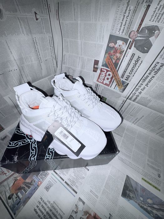 Versace Chain Reaction – White (Marimea  40)