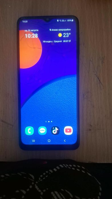 Продам телефон  самсунг М12