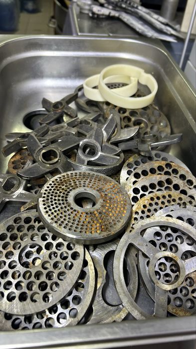 Мясорубка Мим 600 б/у