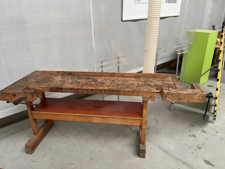 Дърводелски тезгяхи