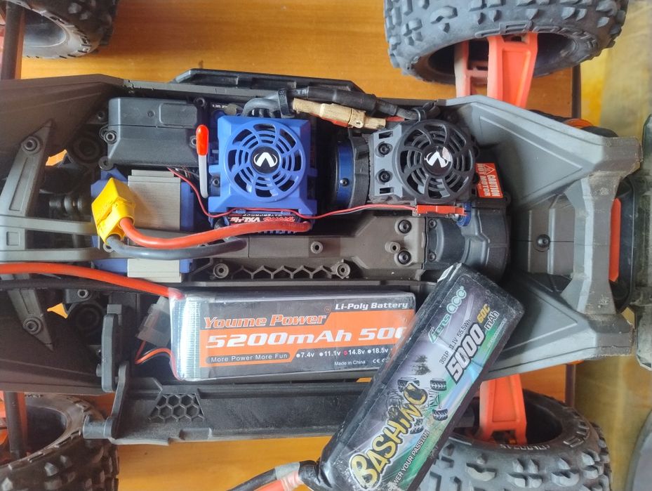 Traxxas maxx,RC,рц