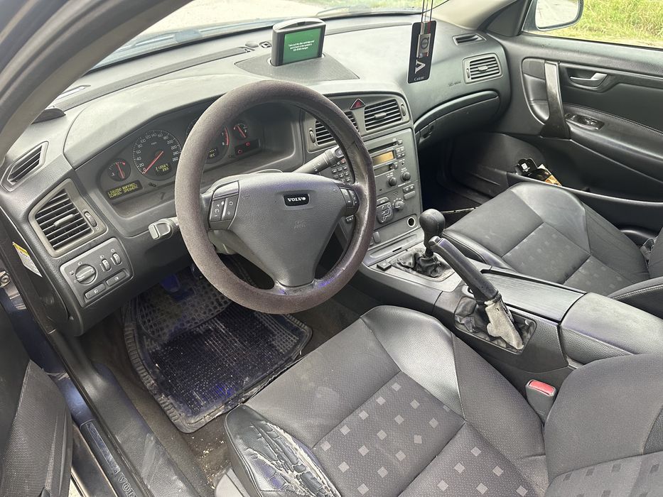 Volvo S60 2.0T на части