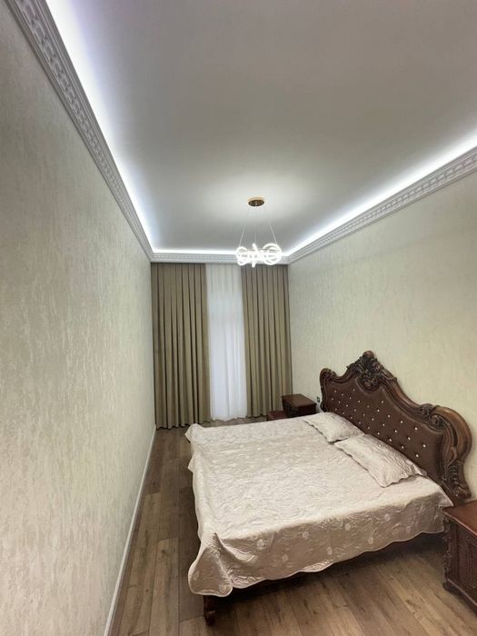 Продаётся котедж 6 ком 1.7 соток Сергели Беруний махалля