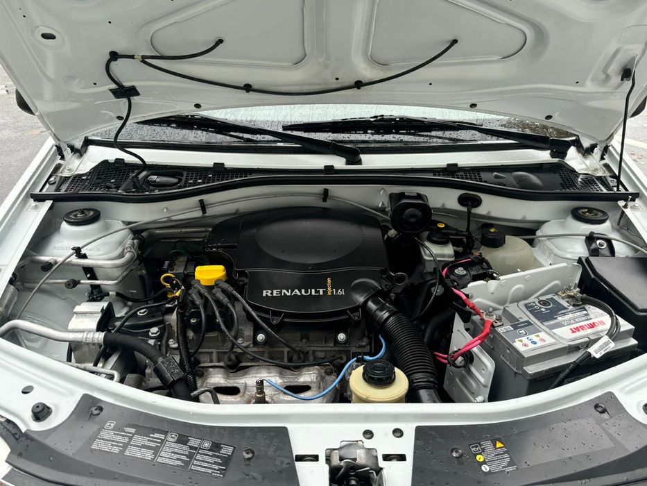 Vând Dacia Logan Euro 5