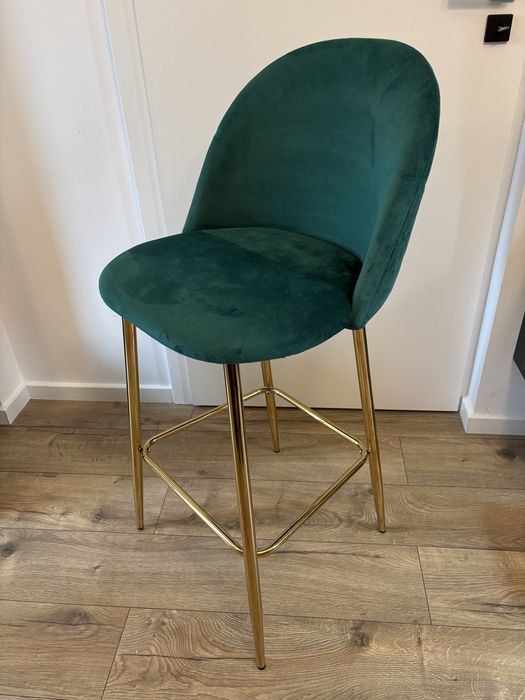 Set 2 scaune de bar din catifea verde, picioare metalice aurii – stare impecabilă