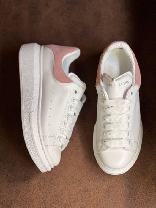 Adidasi dama și barbati