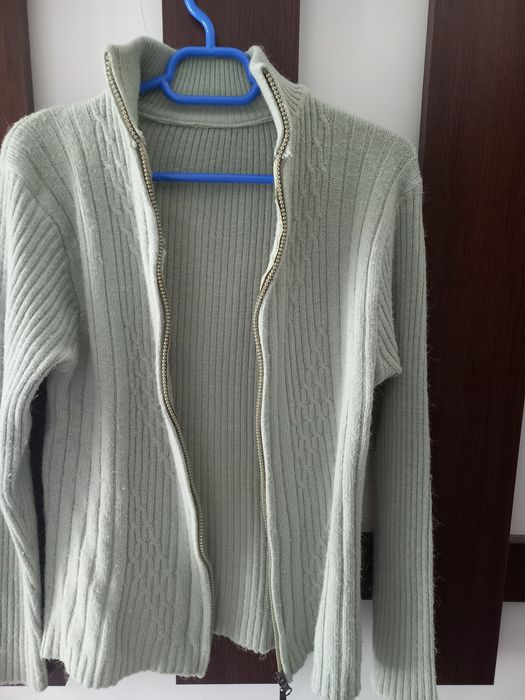 Pulovar subtire dama cu fermoar marime 46 - 48 XL