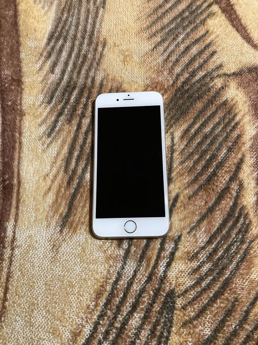 Продавам iPhone 6s