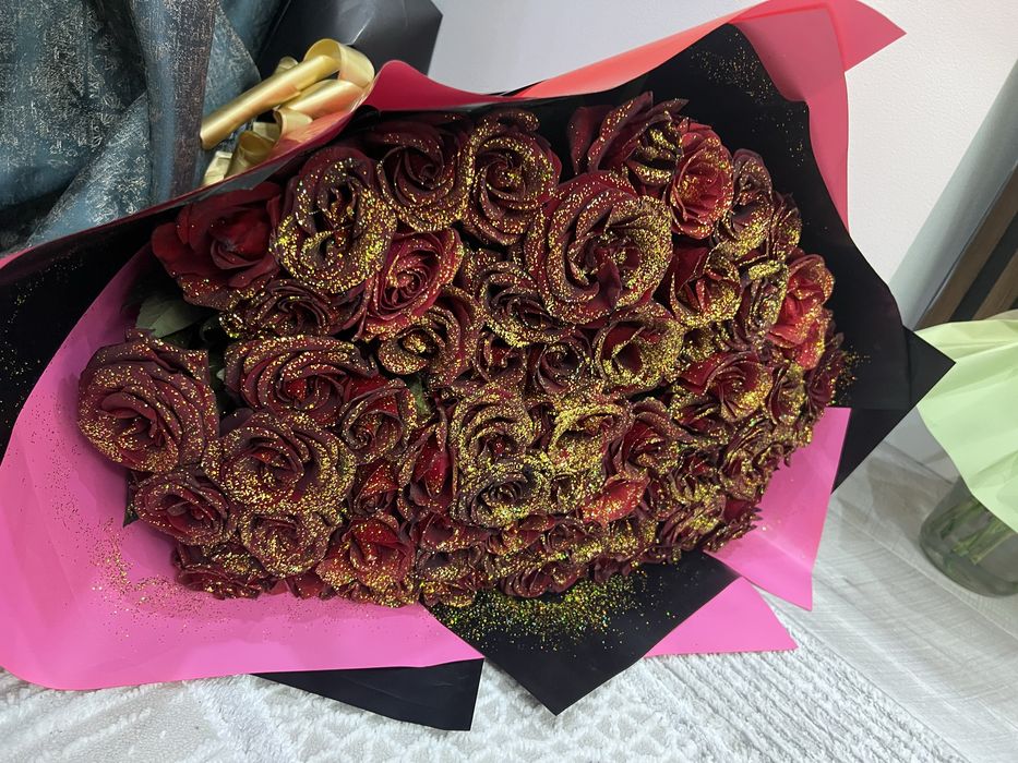 Бу букеты получили