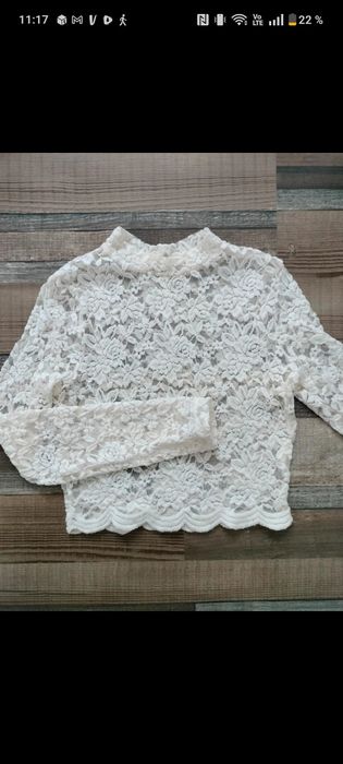 Bluza din dantela