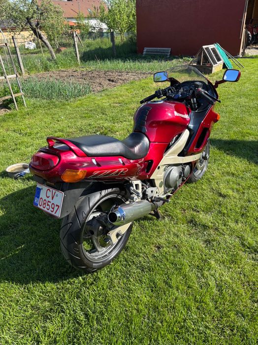 Motocicleta Kawasaki zzr 600