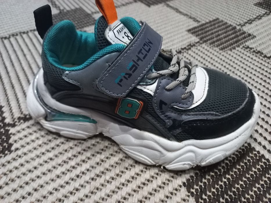 Детская обувь на мальчика