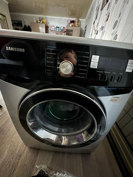 Продам стиральную магину на запчасти