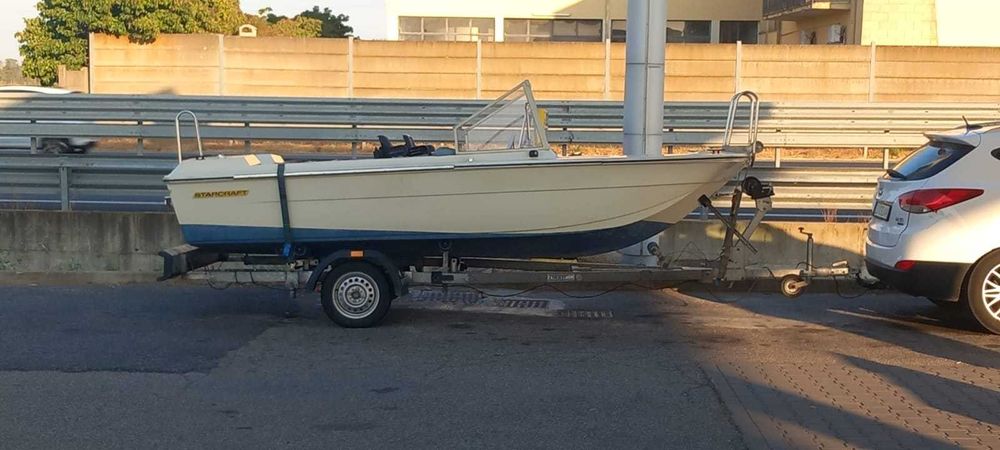 Barca trimaran Starcraft